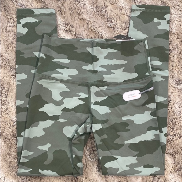 Camo Print Leggings - Picture 4 of 4